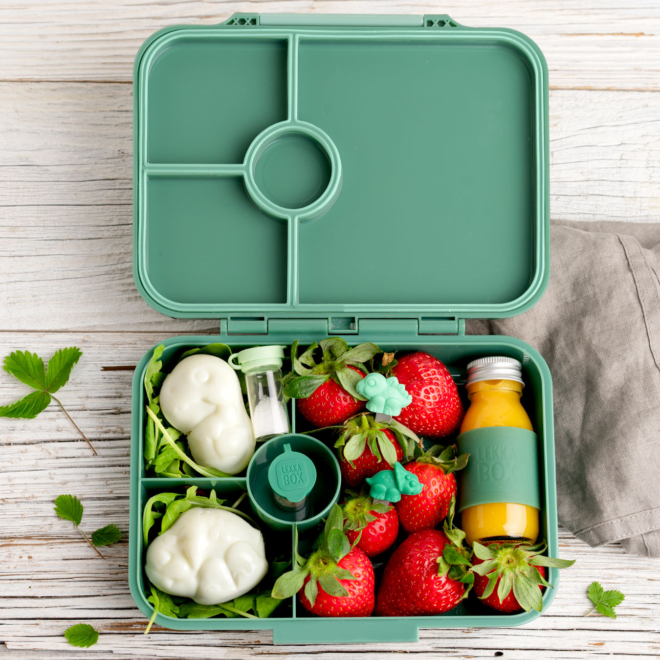 Dino Bentobox für Kinder mit Dino geformten Eiern und Smoothie Flasche